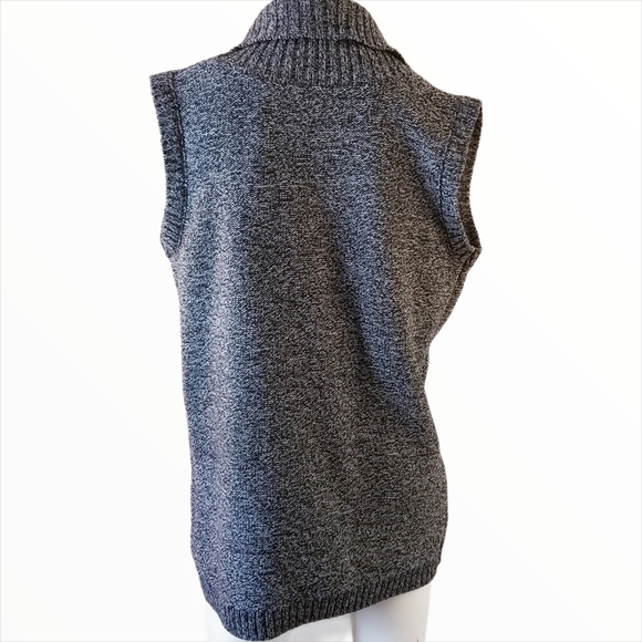 Black Tape_ Cable Knit Grey Sleeveless Vest Top - Picture 4 of 11